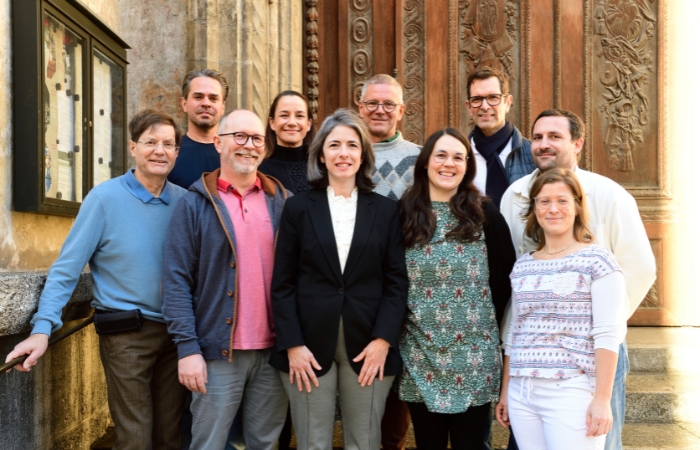 Mitarbeiter und Ärzte bei M1.